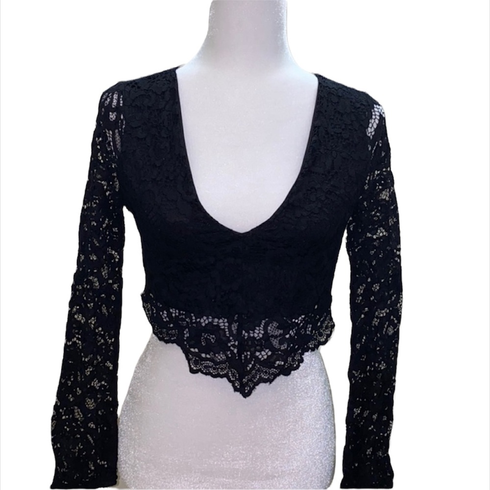 Zara collection sexy crop top lace V-neck shirt